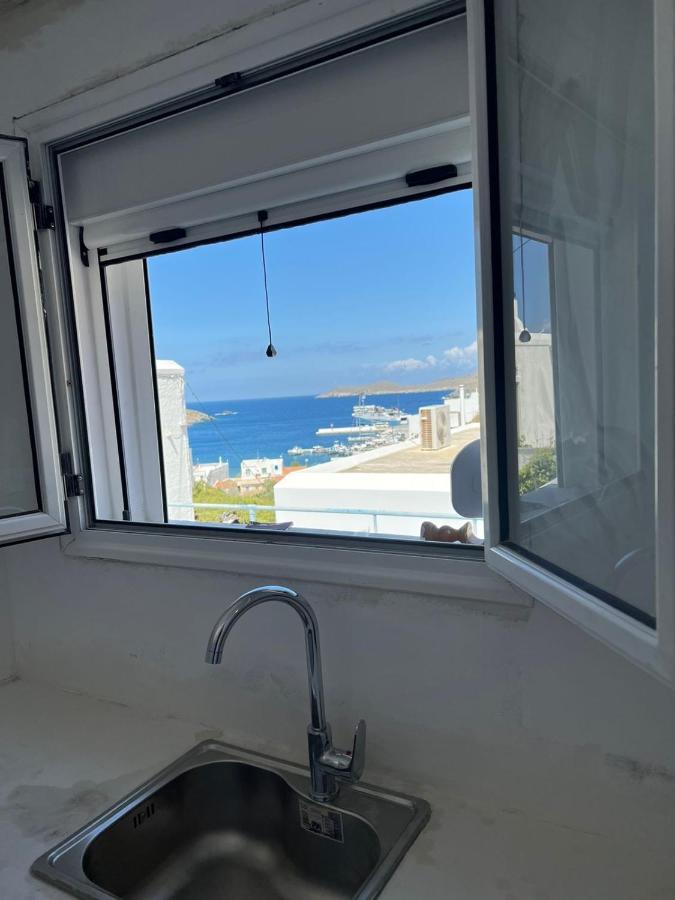 Juli'S Suites Merichas Экстерьер фото
