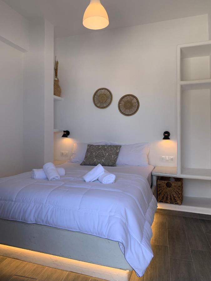 Juli'S Suites Merichas Экстерьер фото