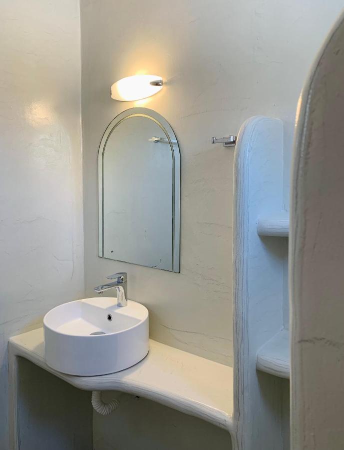 Juli'S Suites Merichas Экстерьер фото
