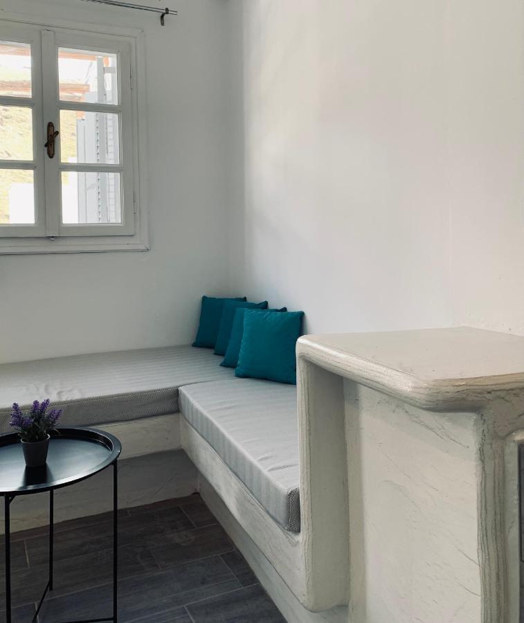 Juli'S Suites Merichas Экстерьер фото